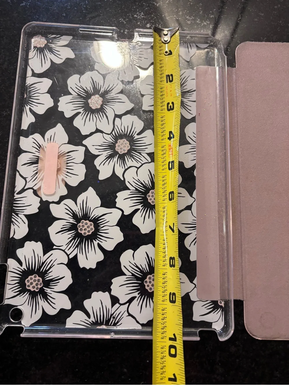 kate spade Pink and White Floral Tablet Folio‎ - Size 10x7